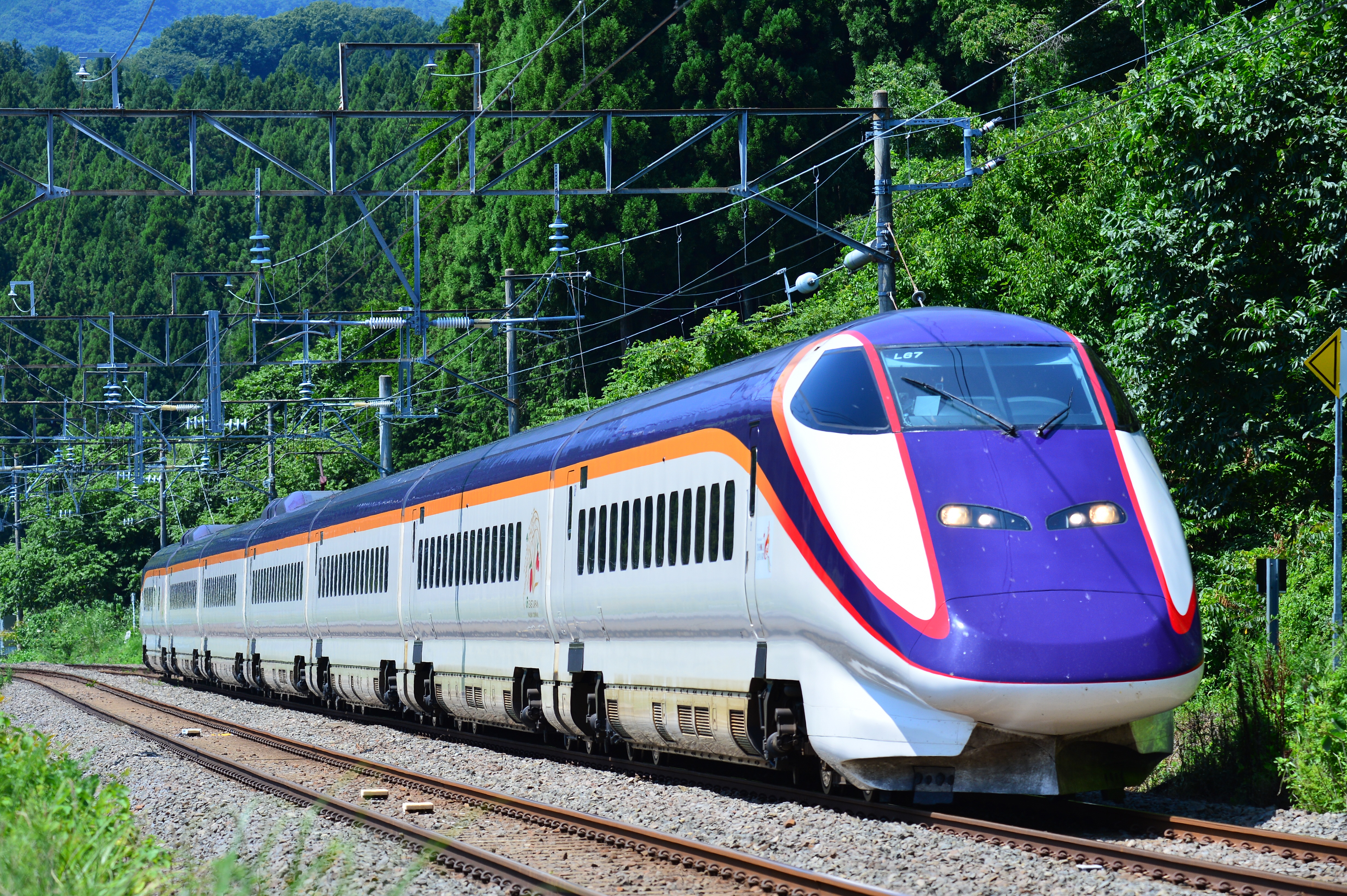 山形新幹線つばさ E3 系から E8 系へ～ 「つばさ、つなぐ